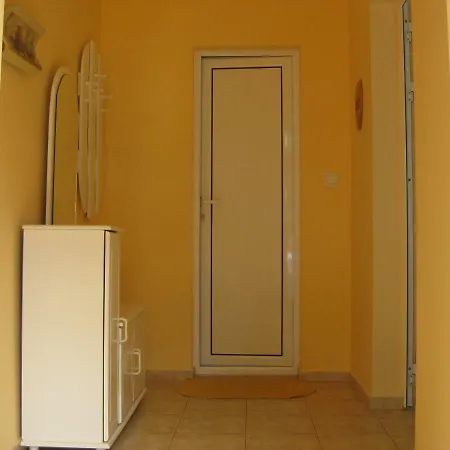 Трите Кладенеца Pensjonat Warna